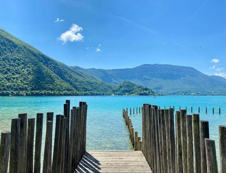La Casa, Acces Terrasse De L'Etablissement Lägenhet Rives  Exteriör bild