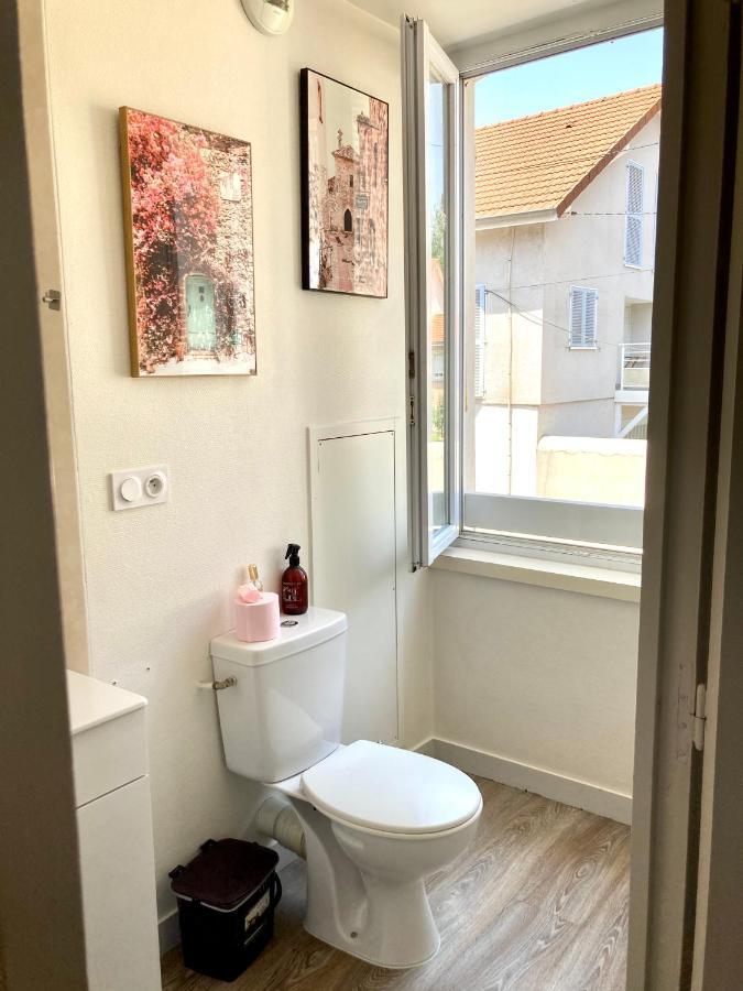 La Casa, Acces Terrasse De L'Etablissement Lägenhet Rives  Exteriör bild